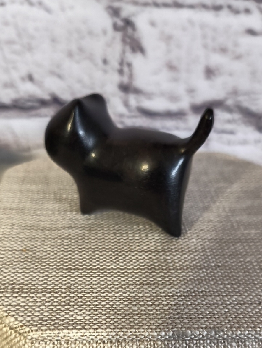 Wooden hand carved kitty cat feline figurine statue in ebony wood - Picture 2 of 11